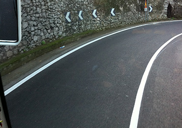 water based fast dry road steet highway traffic line marking paint meets federal specification.