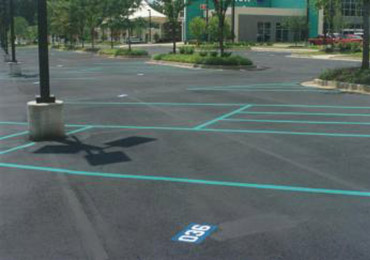 Water based Parking lot custom color line marking striping paint.