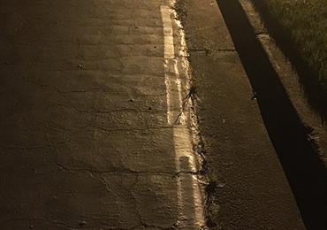 night time reflective glass bead coating aerosol paint to paint reflective traffic lines.