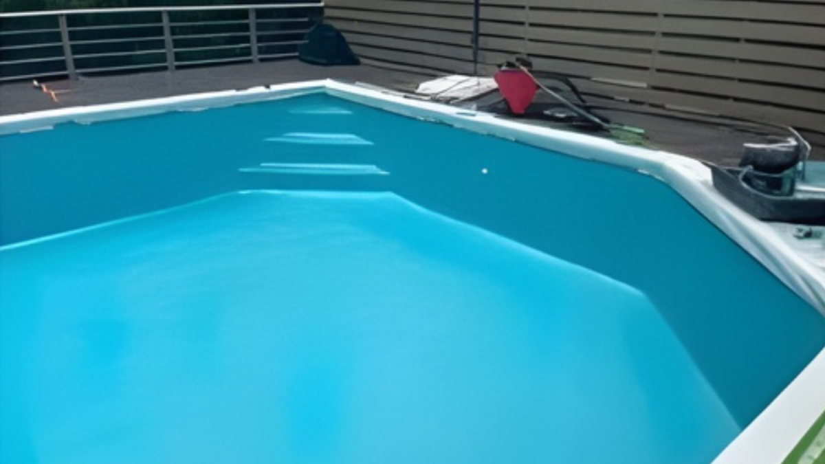 Matching Paint to Your Pool Surface and Usage