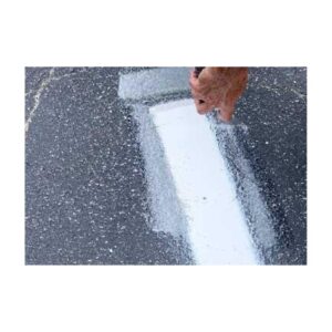 Aerosol Paint With Glass Beads For Extra Reflectivity Shine At Night For Safety.