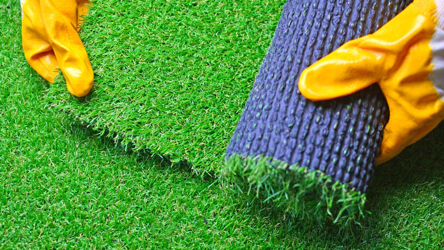 best practices for removing old lines from synthetic turf